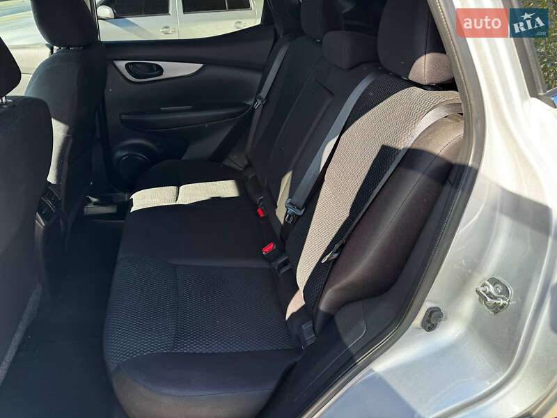 Внедорожник / Кроссовер Nissan Rogue Sport 2019 в Днепре