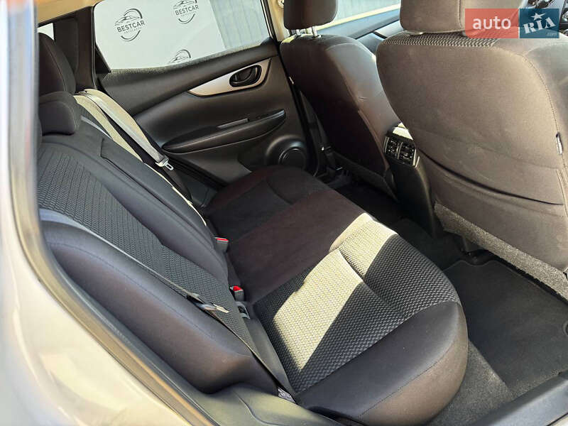 Внедорожник / Кроссовер Nissan Rogue Sport 2019 в Днепре