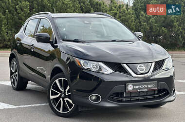 Позашляховик / Кросовер Nissan Rogue Sport 2017 в Києві