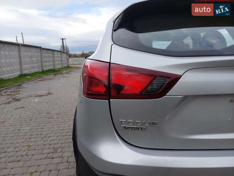 Позашляховик / Кросовер Nissan Rogue Sport 2019 в Первомайську