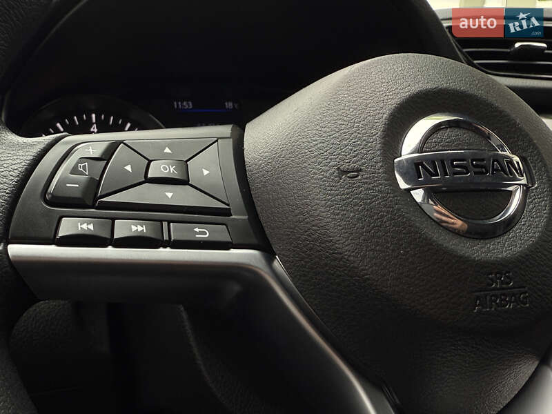 Внедорожник / Кроссовер Nissan Rogue Sport 2022 в Дрогобыче