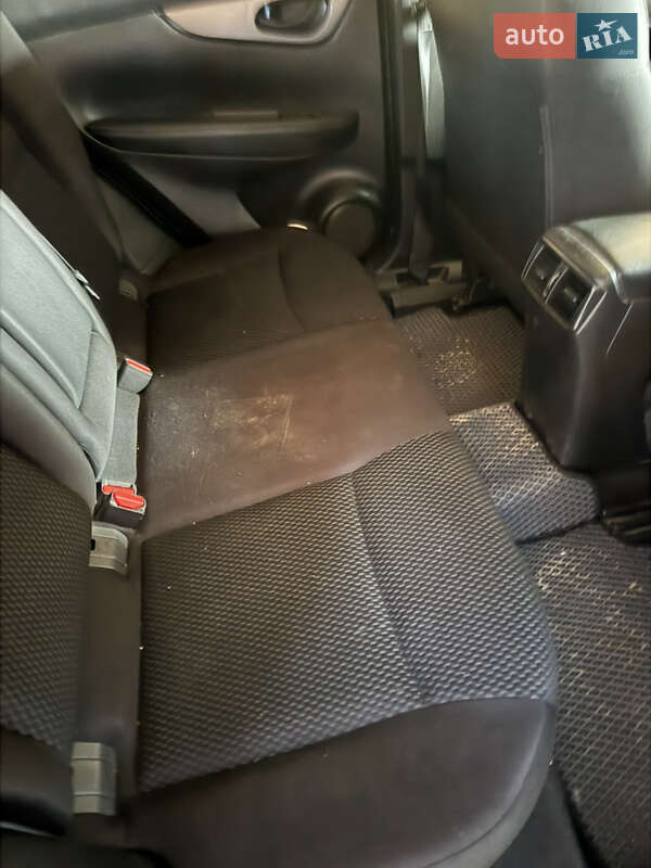 Внедорожник / Кроссовер Nissan Rogue Sport 2017 в Вижнице