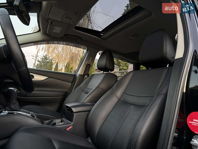 Внедорожник / Кроссовер Nissan Rogue Sport 2020 в Львове