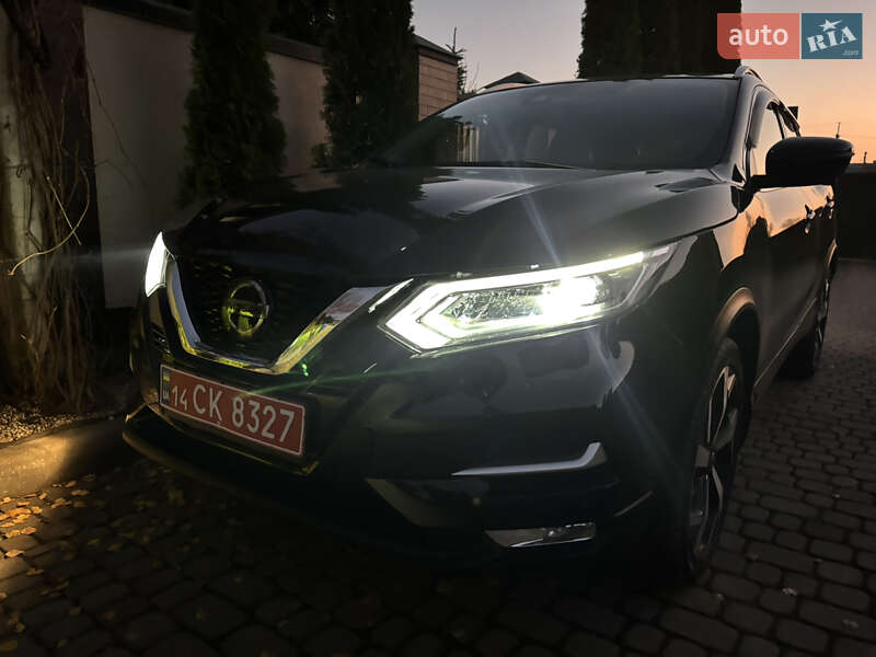 Внедорожник / Кроссовер Nissan Rogue Sport 2020 в Львове