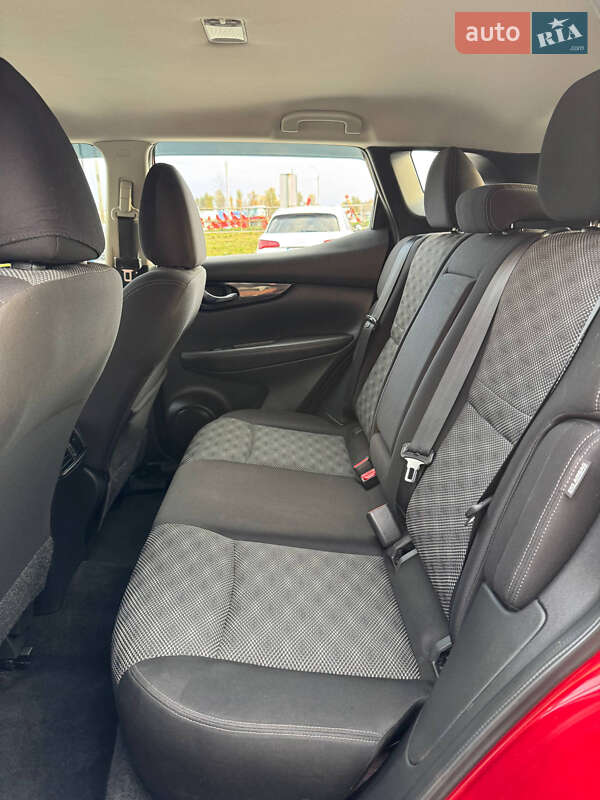 Позашляховик / Кросовер Nissan Rogue Sport 2020 в Вінниці