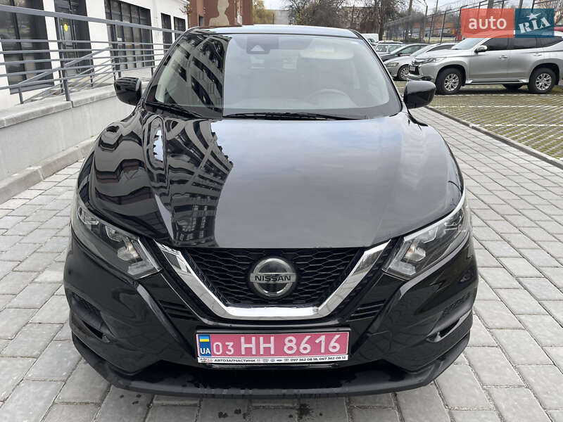 Внедорожник / Кроссовер Nissan Rogue Sport 2021 в Ровно