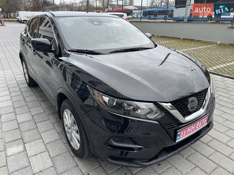 Внедорожник / Кроссовер Nissan Rogue Sport 2021 в Ровно