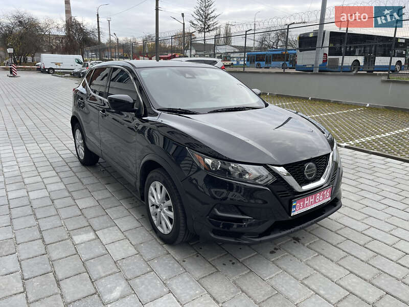 Внедорожник / Кроссовер Nissan Rogue Sport 2021 в Ровно