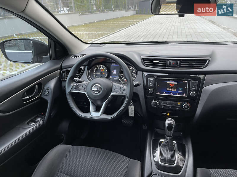 Внедорожник / Кроссовер Nissan Rogue Sport 2021 в Ровно