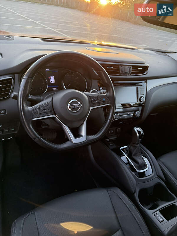 Внедорожник / Кроссовер Nissan Rogue Sport 2020 в Виннице