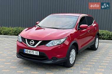 Внедорожник / Кроссовер Nissan Rogue Sport 2018 в Новояворовске