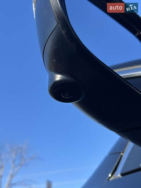 Позашляховик / Кросовер Nissan Rogue Sport 2017 в Білогородці