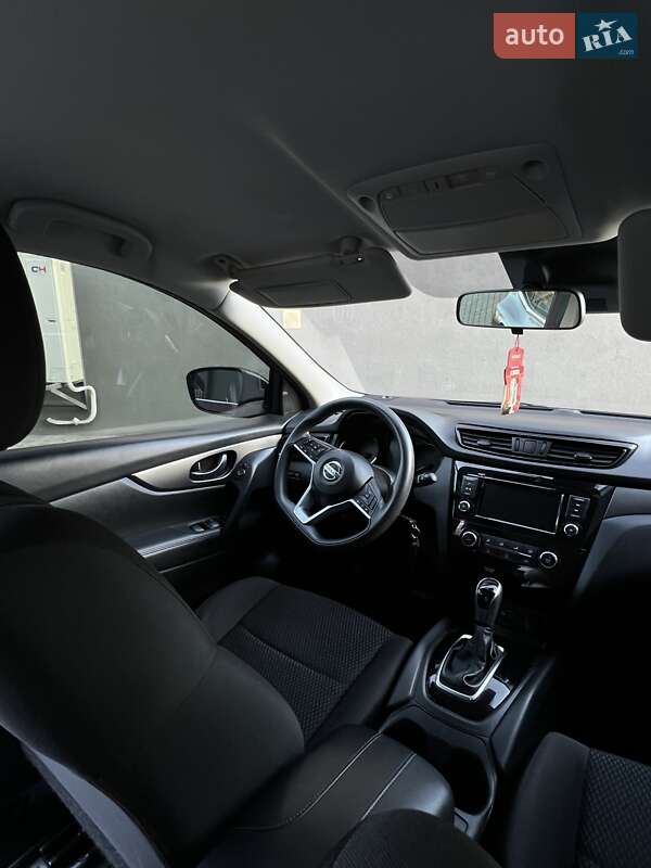 Внедорожник / Кроссовер Nissan Rogue Sport 2020 в Самборе