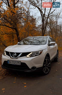 Внедорожник / Кроссовер Nissan Rogue Sport 2017 в Одессе