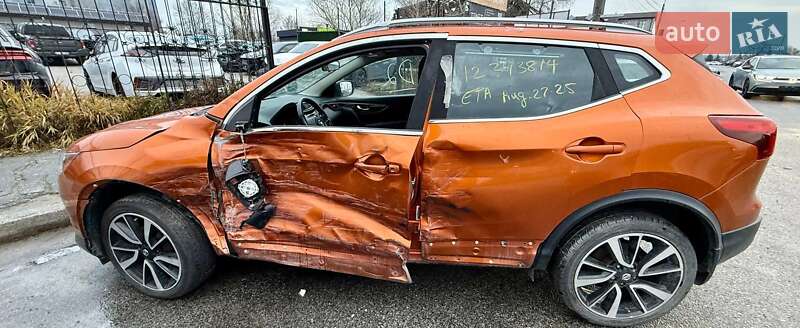 Внедорожник / Кроссовер Nissan Rogue Sport 2017 в Киеве фото 9 Внедорожник / Кроссовер Nissan Rogue Sport 2017 в Киеве