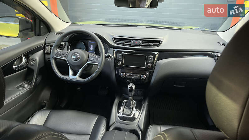 Внедорожник / Кроссовер Nissan Rogue Sport 2020 в Самборе