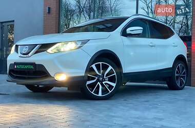Внедорожник / Кроссовер Nissan Rogue Sport 2017 в Киеве