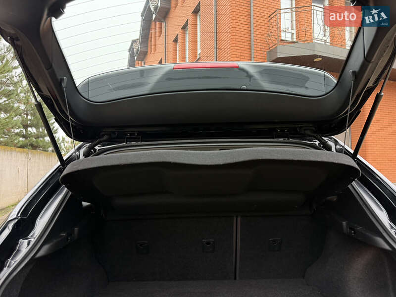 Внедорожник / Кроссовер Nissan Rogue Sport 2018 в Лубнах