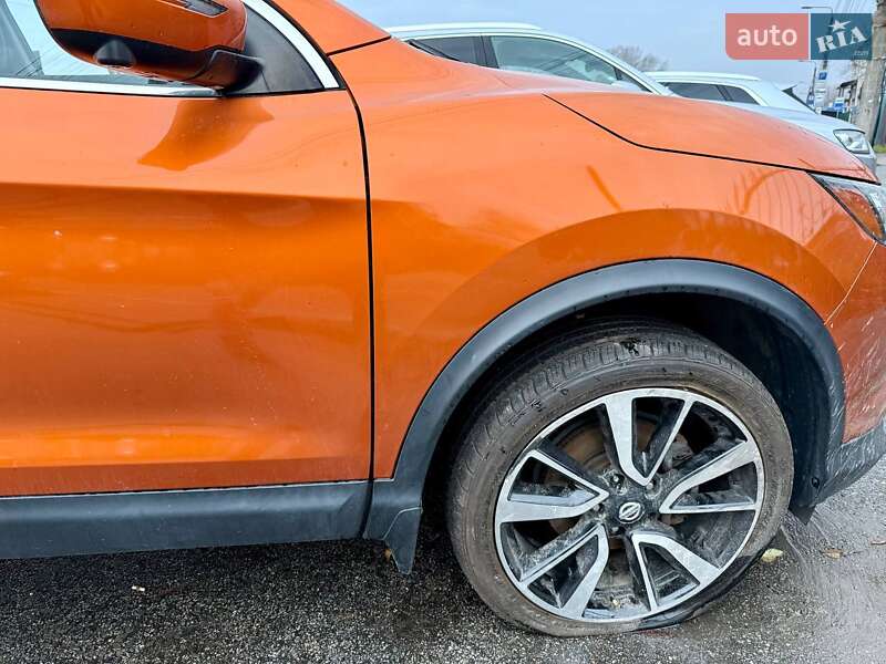 Внедорожник / Кроссовер Nissan Rogue Sport 2017 в Киеве