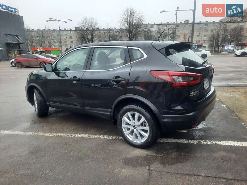 Внедорожник / Кроссовер Nissan Rogue Sport 2021 в Харькове