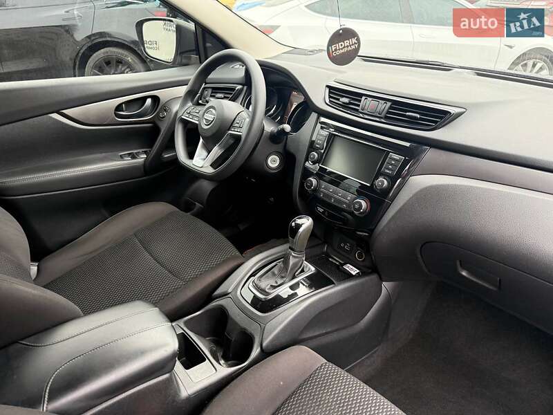 Внедорожник / Кроссовер Nissan Rogue Sport 2020 в Луцке фото 7 Внедорожник / Кроссовер Nissan Rogue Sport 2020 в Луцке