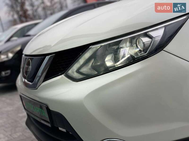 Внедорожник / Кроссовер Nissan Rogue Sport 2017 в Киеве фото 17 Внедорожник / Кроссовер Nissan Rogue Sport 2017 в Киеве