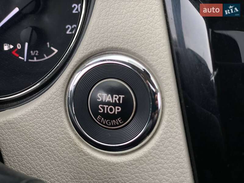 Внедорожник / Кроссовер Nissan Rogue Sport 2017 в Киеве фото 32 Внедорожник / Кроссовер Nissan Rogue Sport 2017 в Киеве