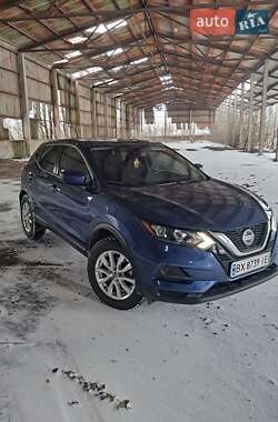 Внедорожник / Кроссовер Nissan Rogue Sport 2021 в Чемеровцах