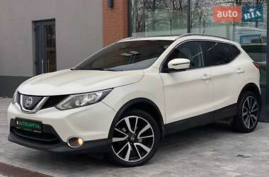 Позашляховик / Кросовер Nissan Rogue Sport 2017 в Києві