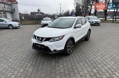 Позашляховик / Кросовер Nissan Rogue Sport 2017 в Ужгороді