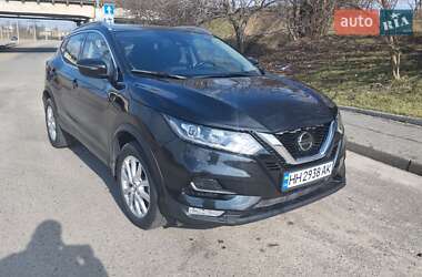 Внедорожник / Кроссовер Nissan Rogue Sport 2021 в Одессе