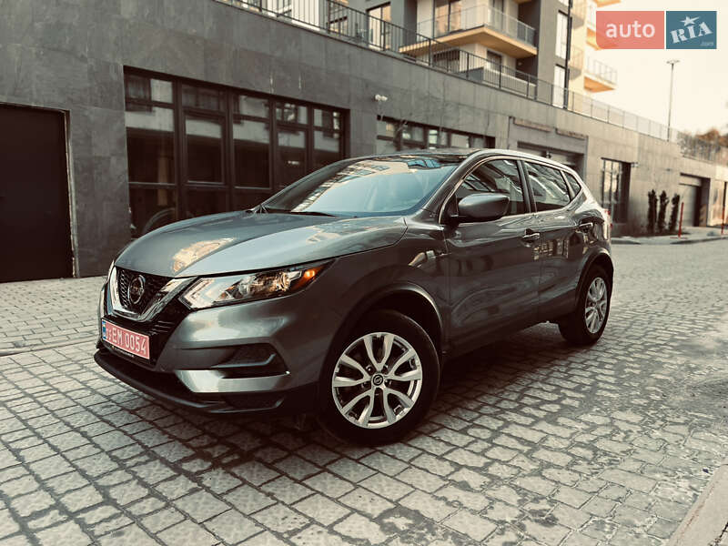 Nissan Rogue Sport 2021