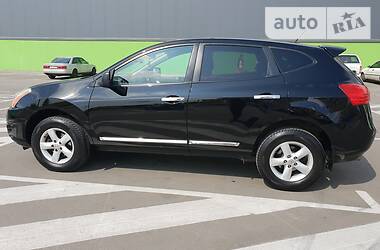 Внедорожник / Кроссовер Nissan Rogue 2012 в Киеве