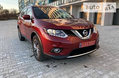 Внедорожник / Кроссовер Nissan Rogue 2016 в Луцке