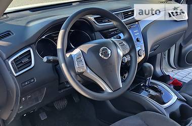 Позашляховик / Кросовер Nissan Rogue 2015 в 