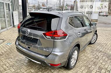 Позашляховик / Кросовер Nissan Rogue 2017 в 