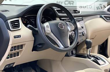 Позашляховик / Кросовер Nissan Rogue 2016 в 