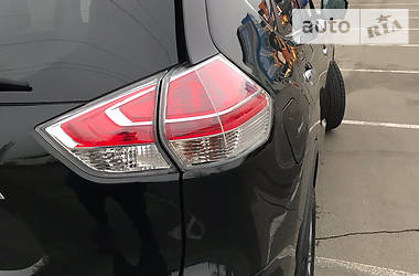 Позашляховик / Кросовер Nissan Rogue 2015 в 