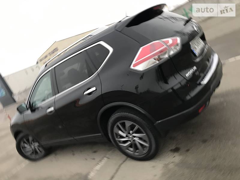 Позашляховик / Кросовер Nissan Rogue 2015 в Києві