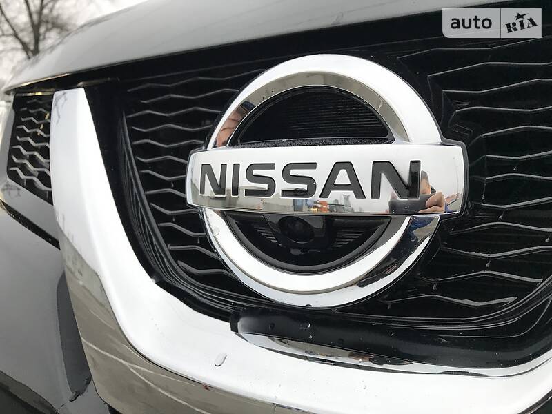 Позашляховик / Кросовер Nissan Rogue 2015 в Києві