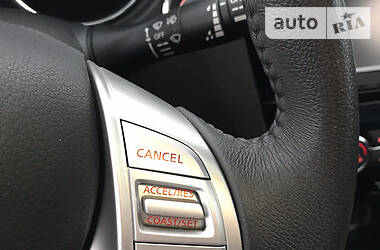 Позашляховик / Кросовер Nissan Rogue 2015 в 