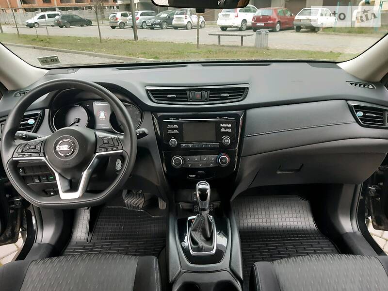 Позашляховик / Кросовер Nissan Rogue 2016 в Івано-Франківську