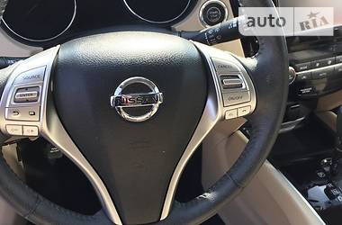 Позашляховик / Кросовер Nissan Rogue 2016 в 