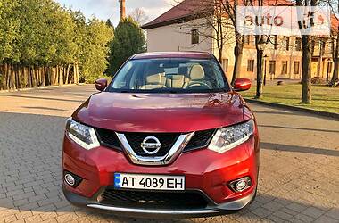 Внедорожник / Кроссовер Nissan Rogue 2015 в Полтаве