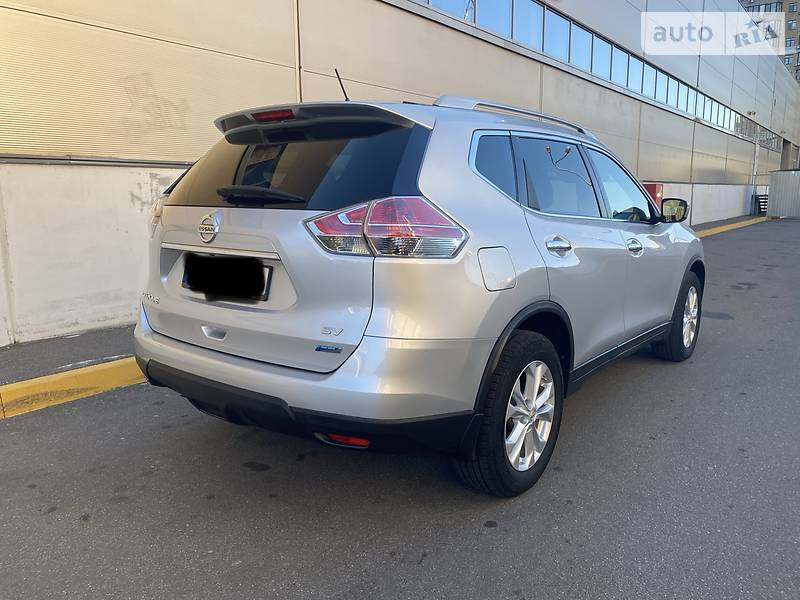 Позашляховик / Кросовер Nissan Rogue 2014 в Києві