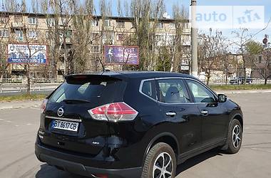 Позашляховик / Кросовер Nissan Rogue 2015 в 