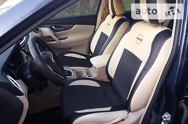 Внедорожник / Кроссовер Nissan Rogue 2016 в 