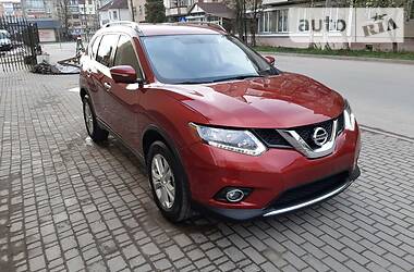 Позашляховик / Кросовер Nissan Rogue 2014 в 