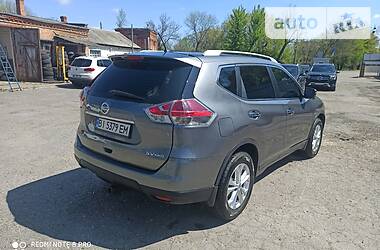 Позашляховик / Кросовер Nissan Rogue 2015 в 