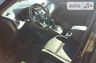 Позашляховик / Кросовер Nissan Rogue 2017 в 